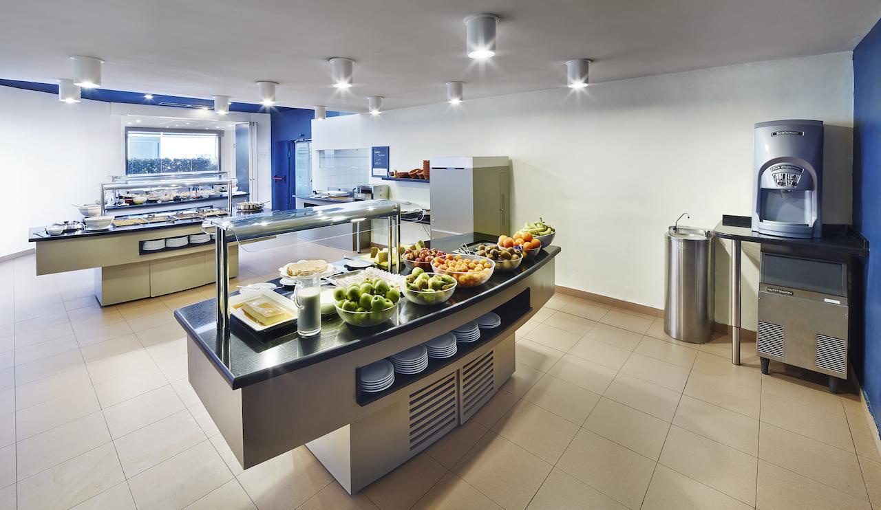 Residencia Universitaria Sarria Apartment Barcelona Luaran gambar